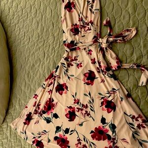 Never worn stunning Ralph Lauren LAUREN pink floral wrap dress!